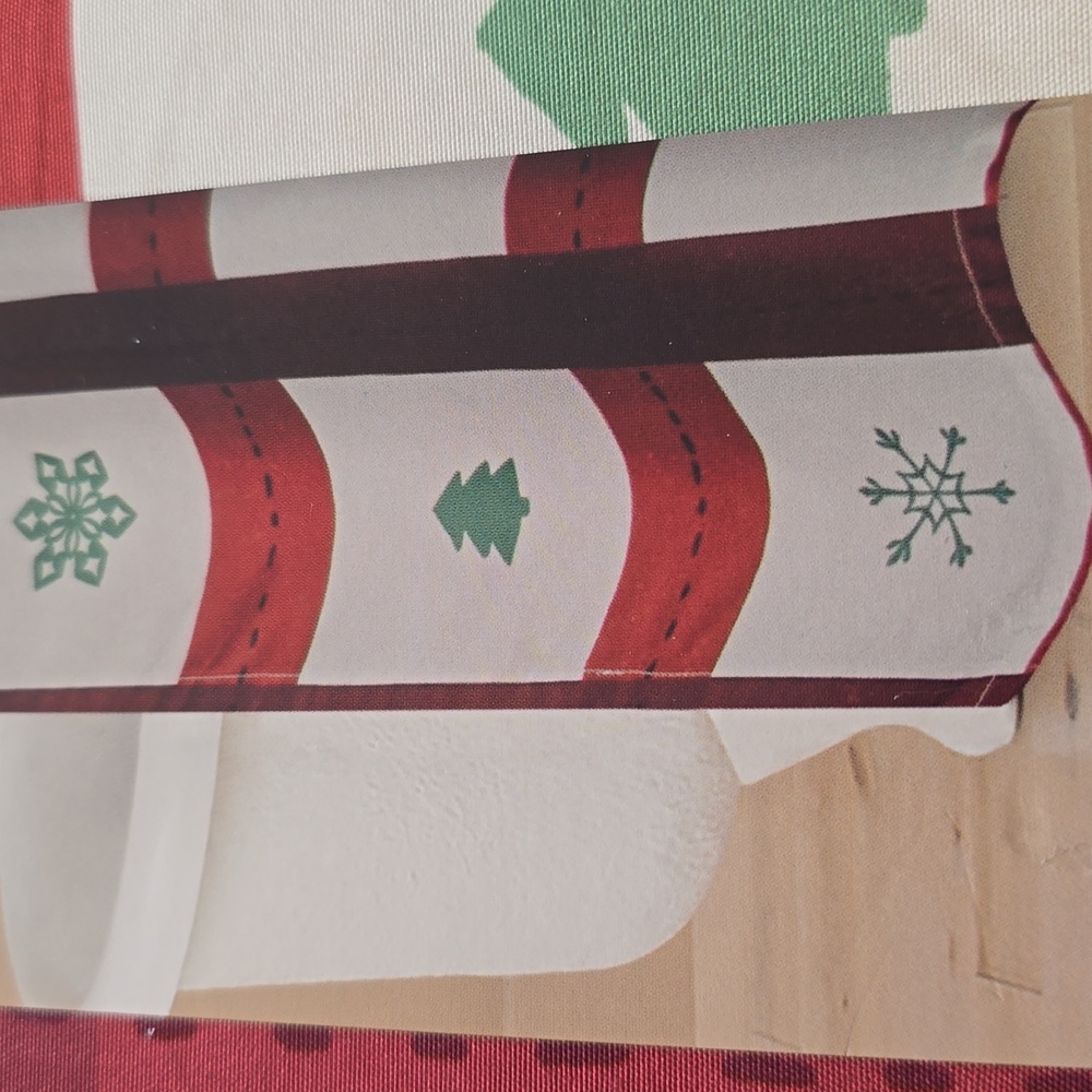 ST. NICHOLAS SQUARE BRAND HOLIDAY CHRISTMAS SHOWER CURTAIN